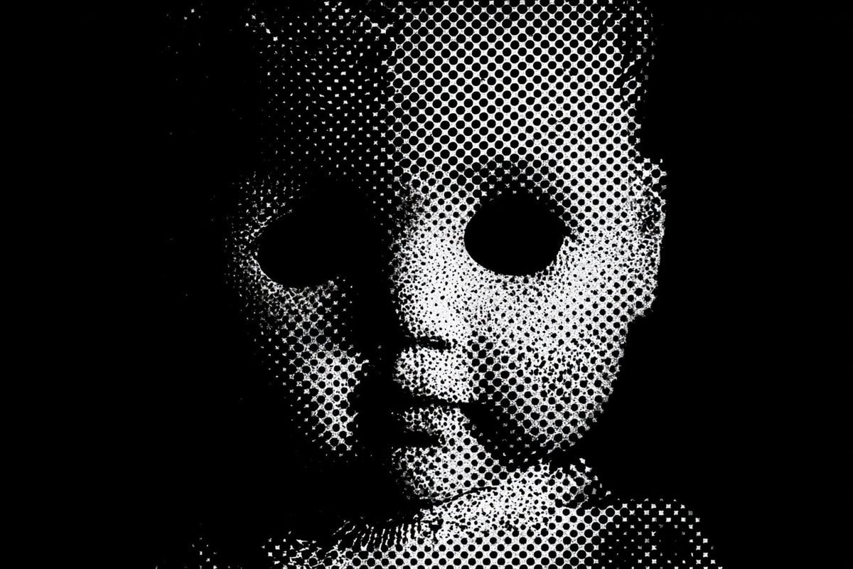 Macabre Halftone Contrast - alternate